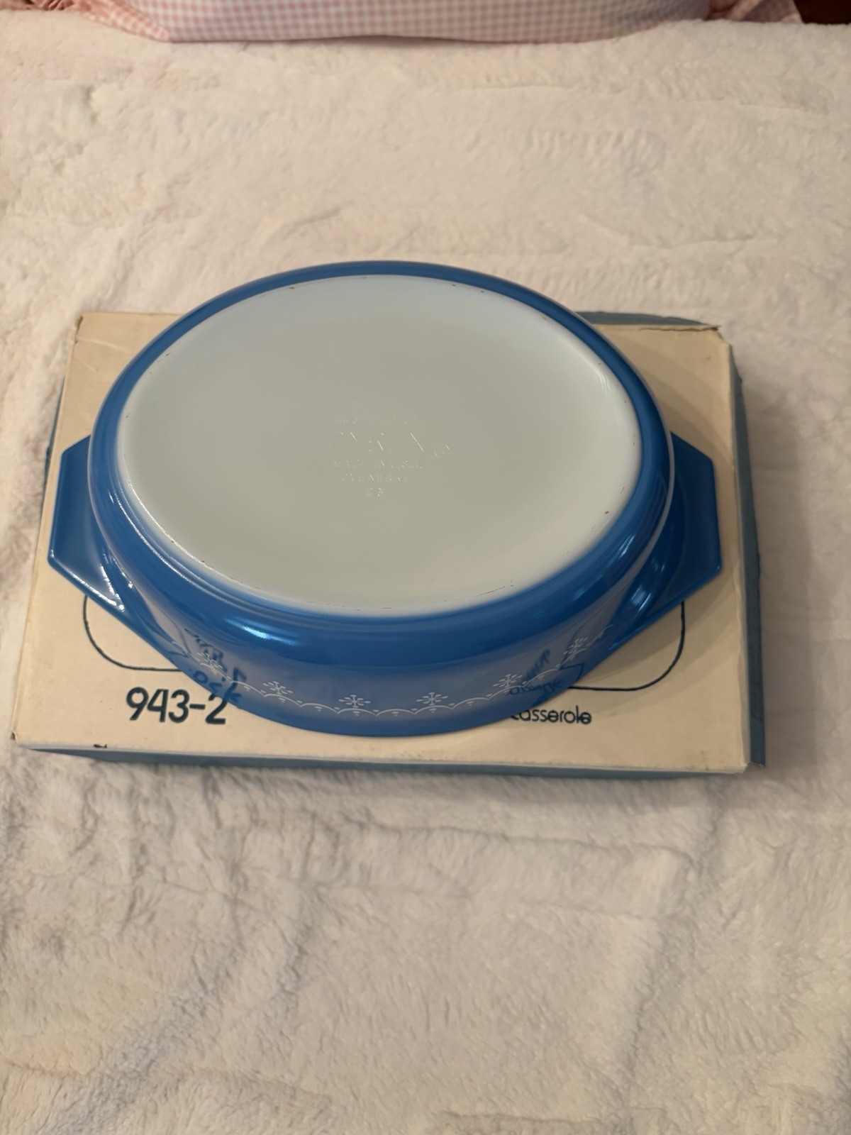 Pyrex Compatibles 943-2 Snowflake Blue 1 1/2 Qt Oval Casserole W/ Lid NOS