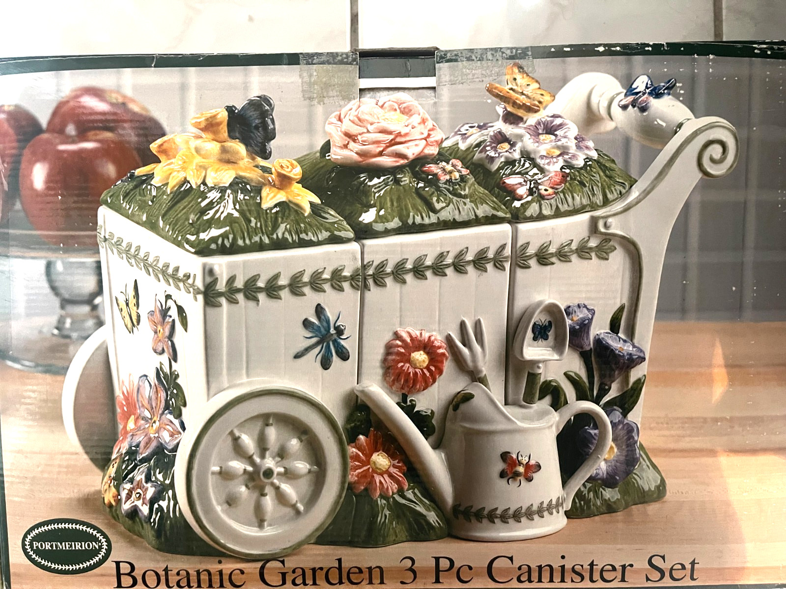 PORTMEIRION BOTANIC GARDEN 3 PIECE CANISTER SET NEW IN BOX W/ FLOWER DECOR