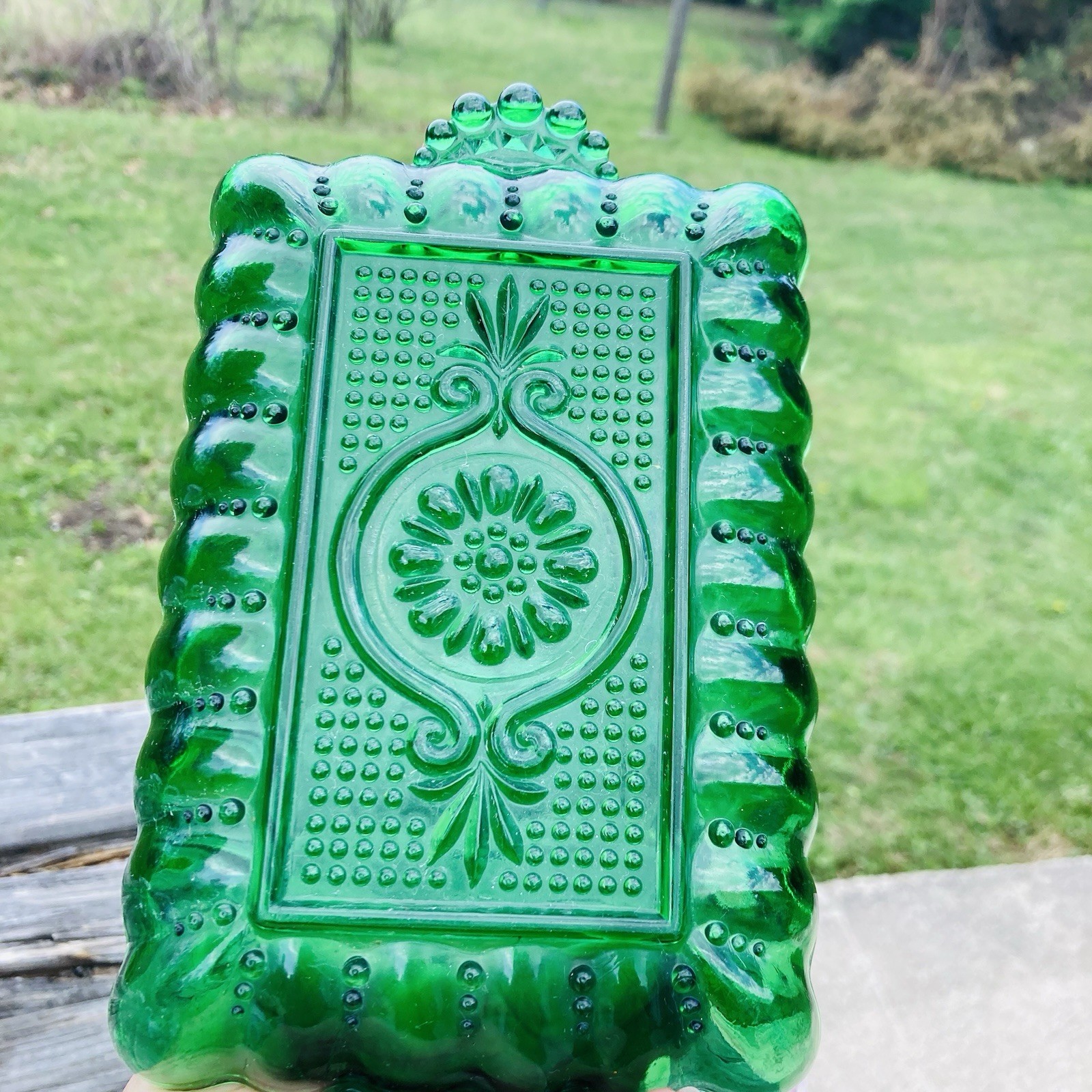 Vintage ANCHOR HOCKING Forest Green Glass Tray / Relish / Snack Dish 4.75”x8.5”