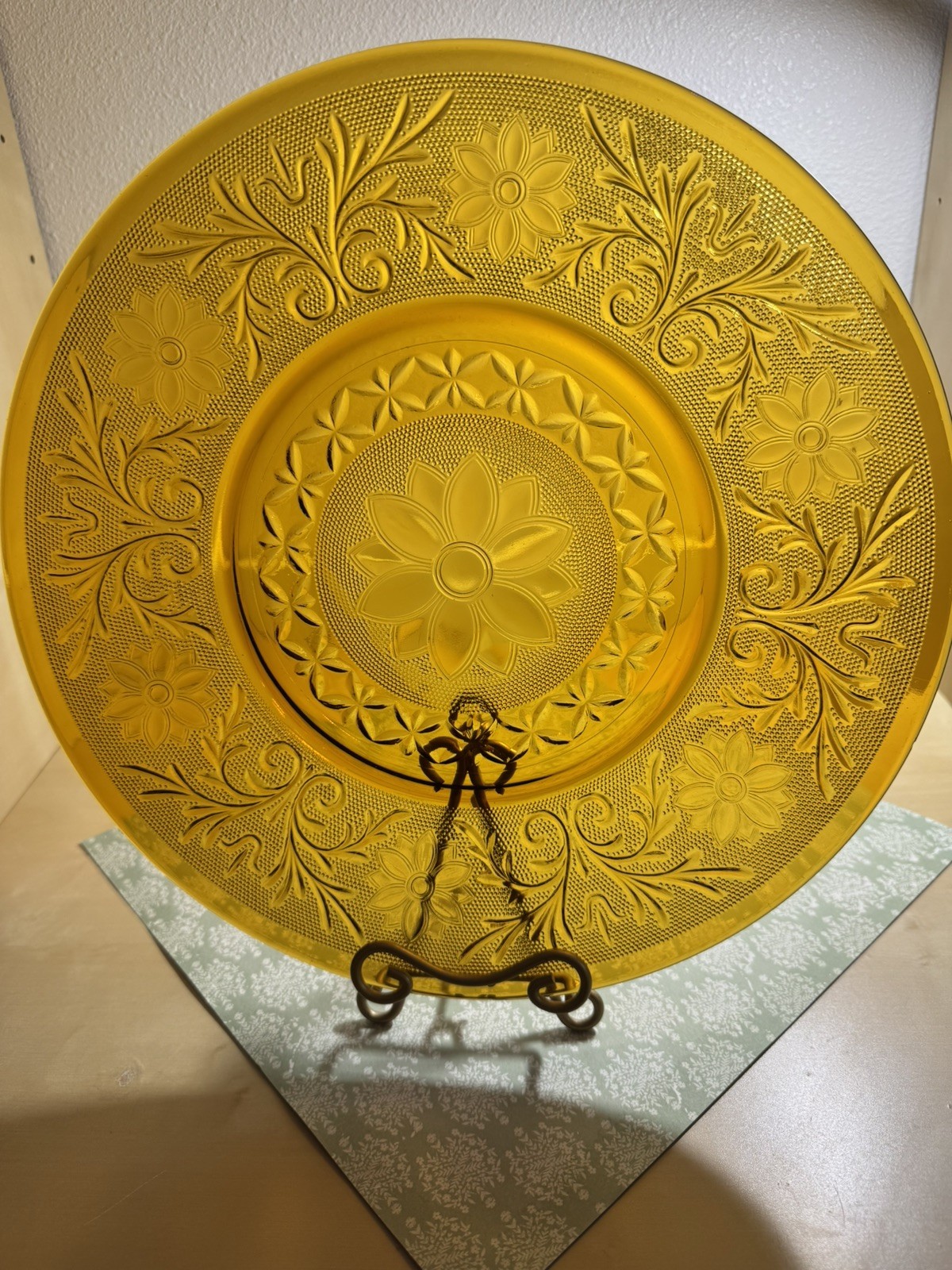 Tiara Daisy Indiana Glass Amber 12” Sandwich Platter Plate