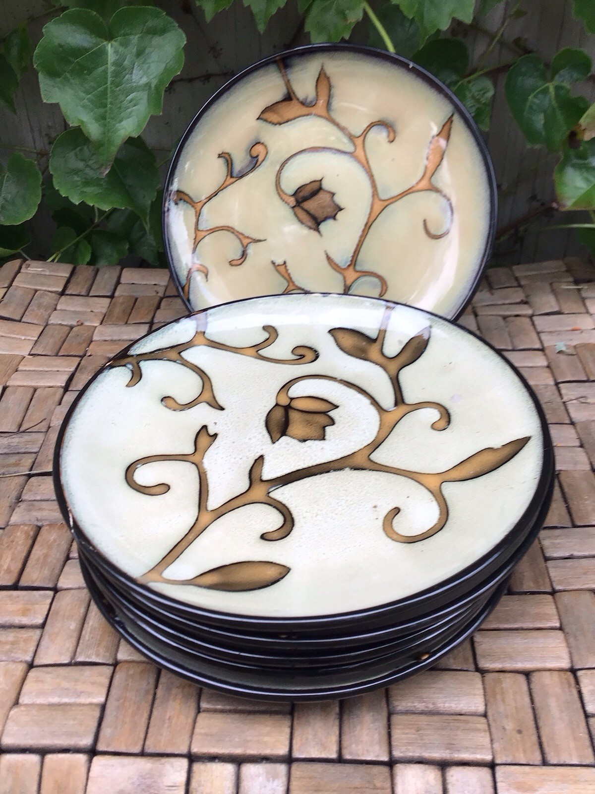 Mikasa~GOURMET BASICS/Gold Scroll 6” Dessert / Bread Plates~Stoneware SET 6