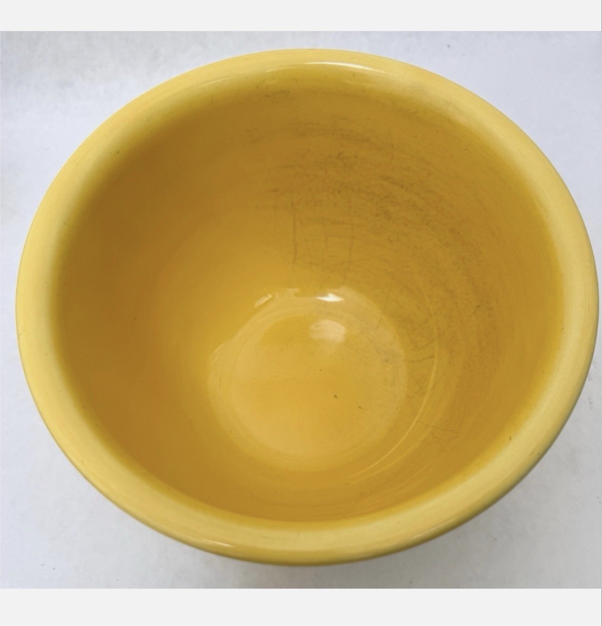 Vtg. ‘30’s VERNONWARE 4 Mixing Nesting Bowl Set Yellow Dark Green L Green Maroon