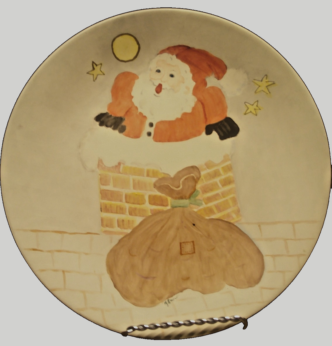 Elegant Dining CHARISMA Collection 11″ Plate Santa w/Bag /Chimney Stoneware V26
