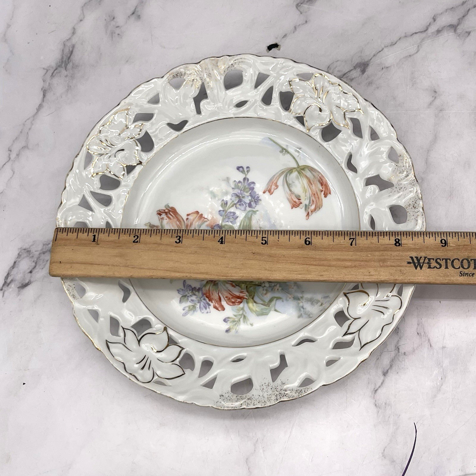 Vintage Reticulated Plates Flowers Cottage Core Shabby Wall Gallery Decor – Lot
