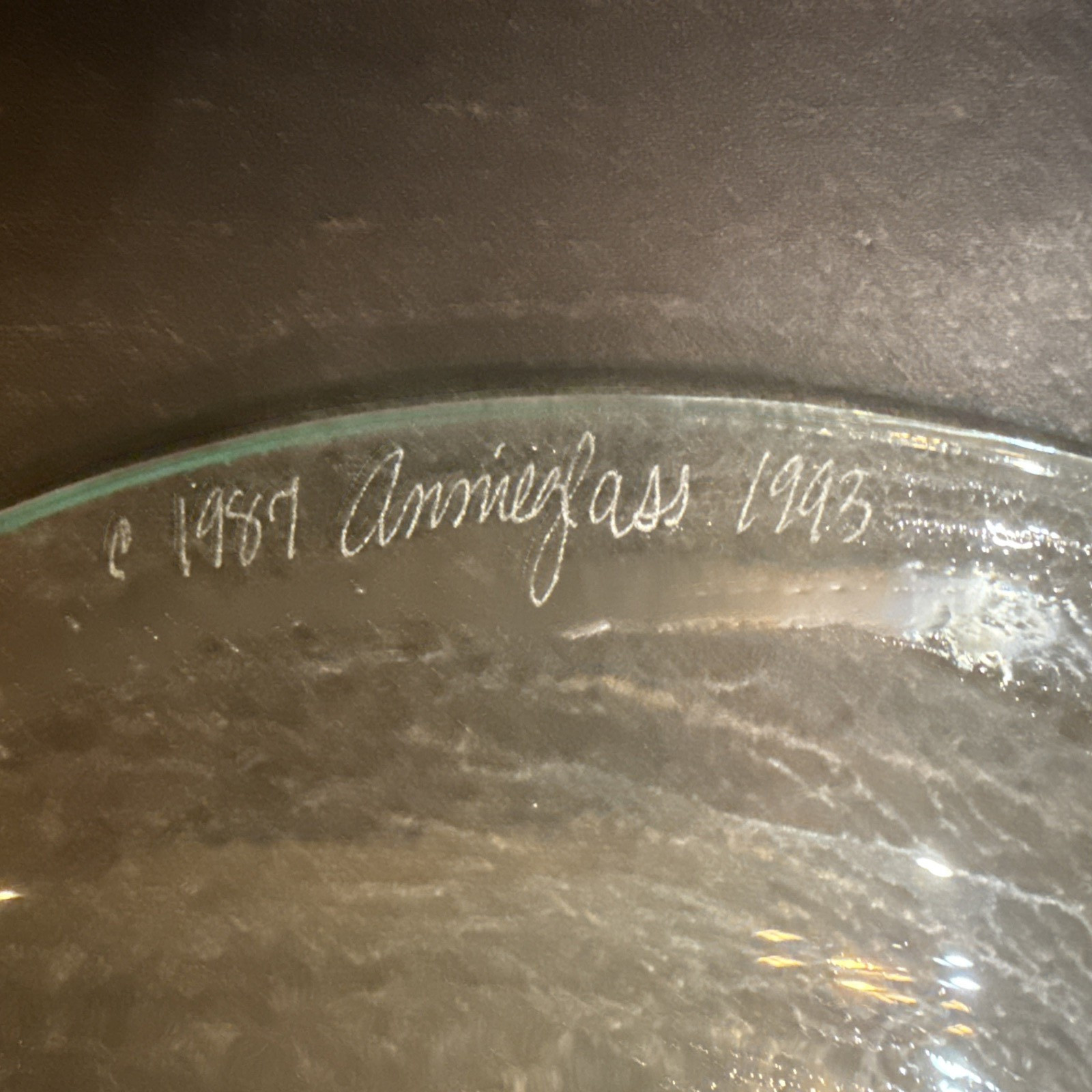 Vintage ANNIEGLASS Signed DINNER PLATE 1987 / 1994 Artisan 10.25″ – EUC