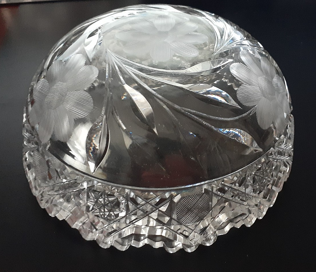 Antique American Brilliant Period 8″ Cut Glass – Pairpoint?