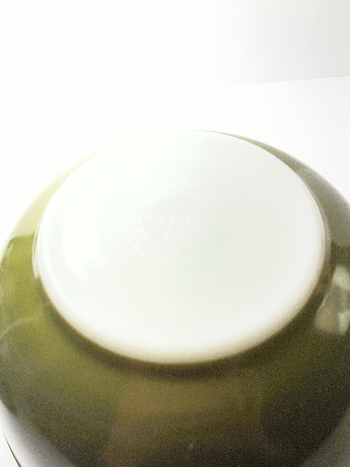 Pyrex 403 Olive Green Avocado Mixing Bowl Vintage 2.5 Quart Ovenware 1970s MCM