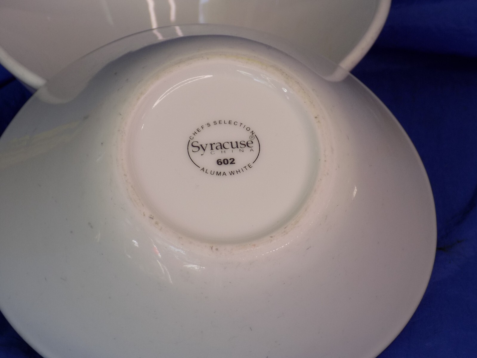 SYRACUSE CHINA REFLECTIONS 602 Aluma White Asymmetrical Bowl x2 Restaurant Ware