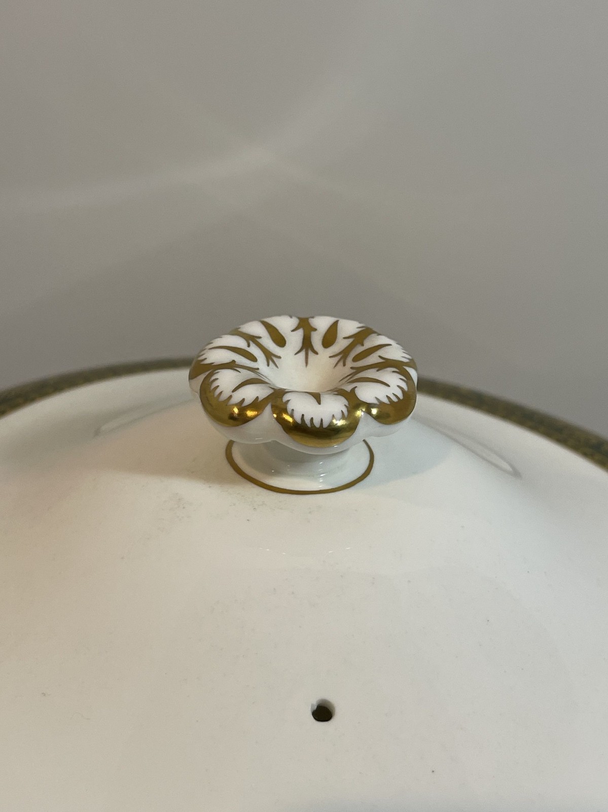 Wedgwood Florentine Dark Green Round Covered Vegetable Bowl W4170 Bone Rare HTF