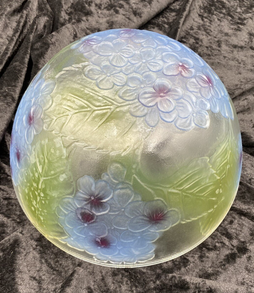 Vintage KIG Glass 3D Frosted Hydrangea 10” Textured Serving/Salad Bowl