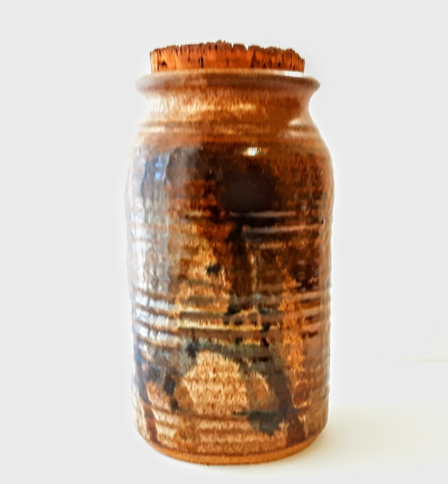 Hand Thrown Glazed Studio Pottery Jar W Cork Lid 8.5″ Tall Artist Signed Vtg ’81