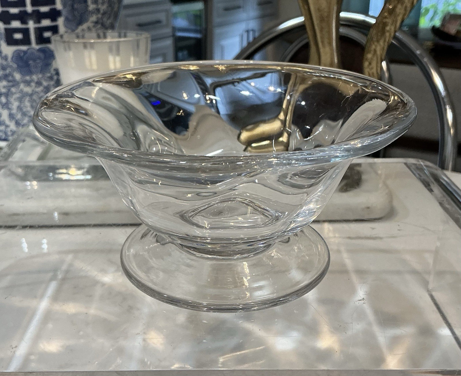 WILLIAM YEOWARD Clear Spiral Bowl 5-1/2” D . PRISTINE CONDITION. FREE SHIPPING