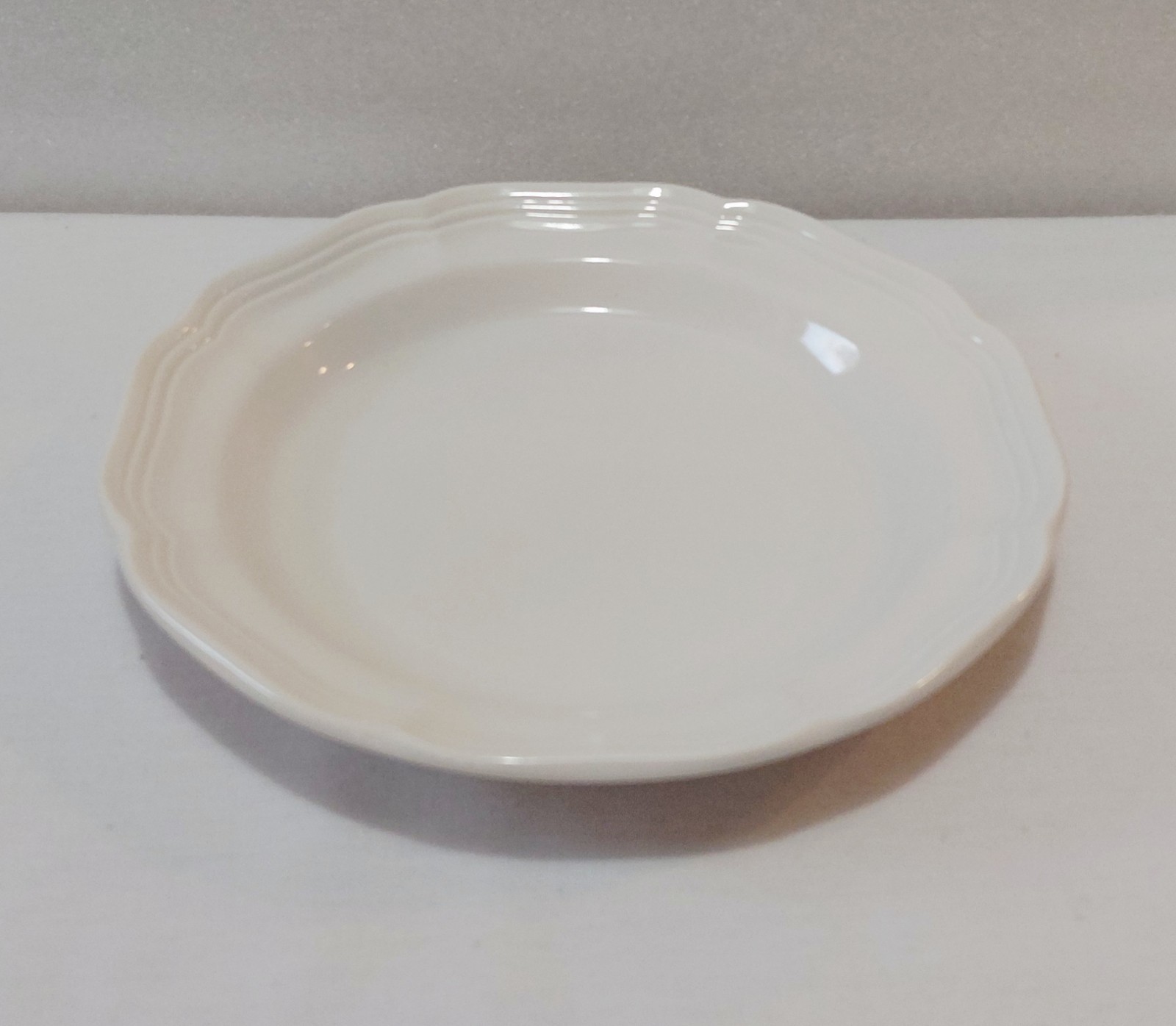 Mikasa Salad Plates 7 7/8″ French Countryside Off White Rustic Farmhouse Set 4