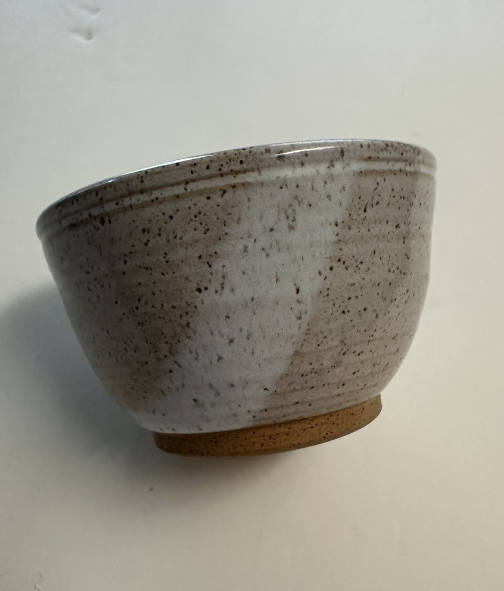Signed Studio Pottery Stoneware Bowl Speckled Beige Handmade 5.5”