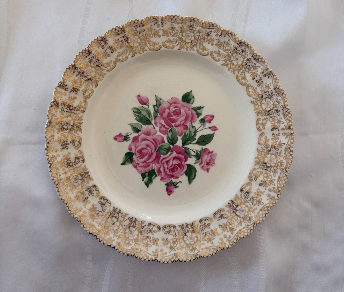 Sebring China Bouquet Warranted 22K Gold Dinnerware