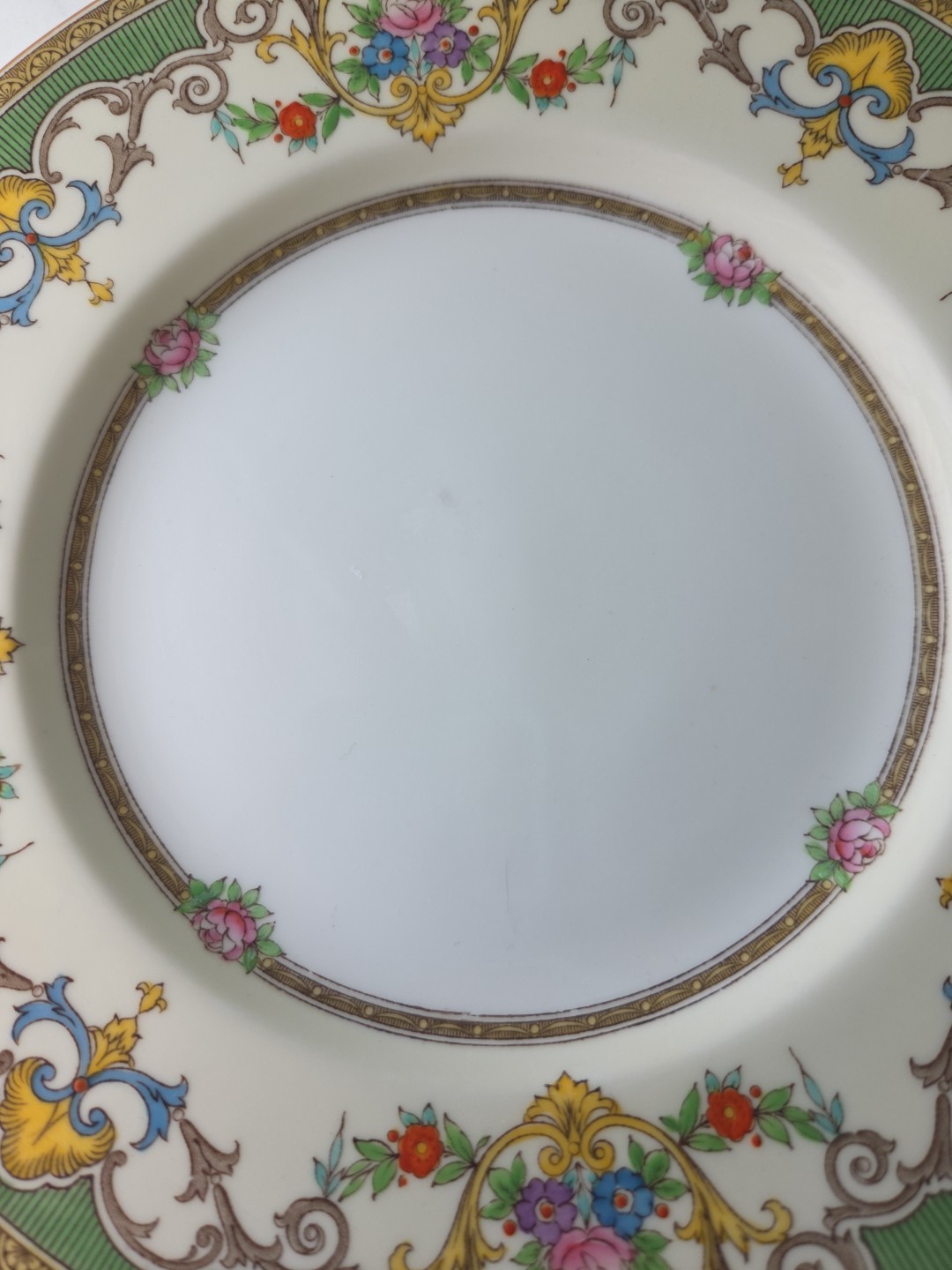 7 VINTAGE Mintons England KENORA GREEN 8 3/4 Plates Buy 1-7 Plates EUC