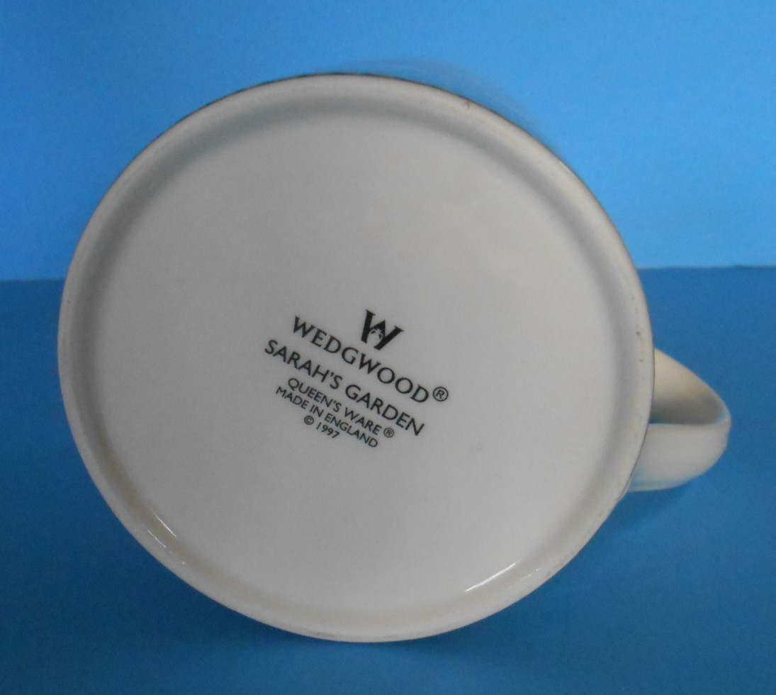 Wedgwood Sarah’s Garden 16 Oz Mug Queen’s Ware 1997 England Wine Jelly Recipe