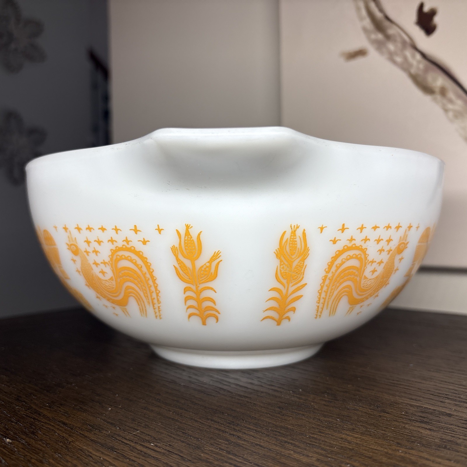 Vintage 1965 Pyrex 443 Pumpkin Orange Butterprint Amish Cinderella Bowl 2.5 QT