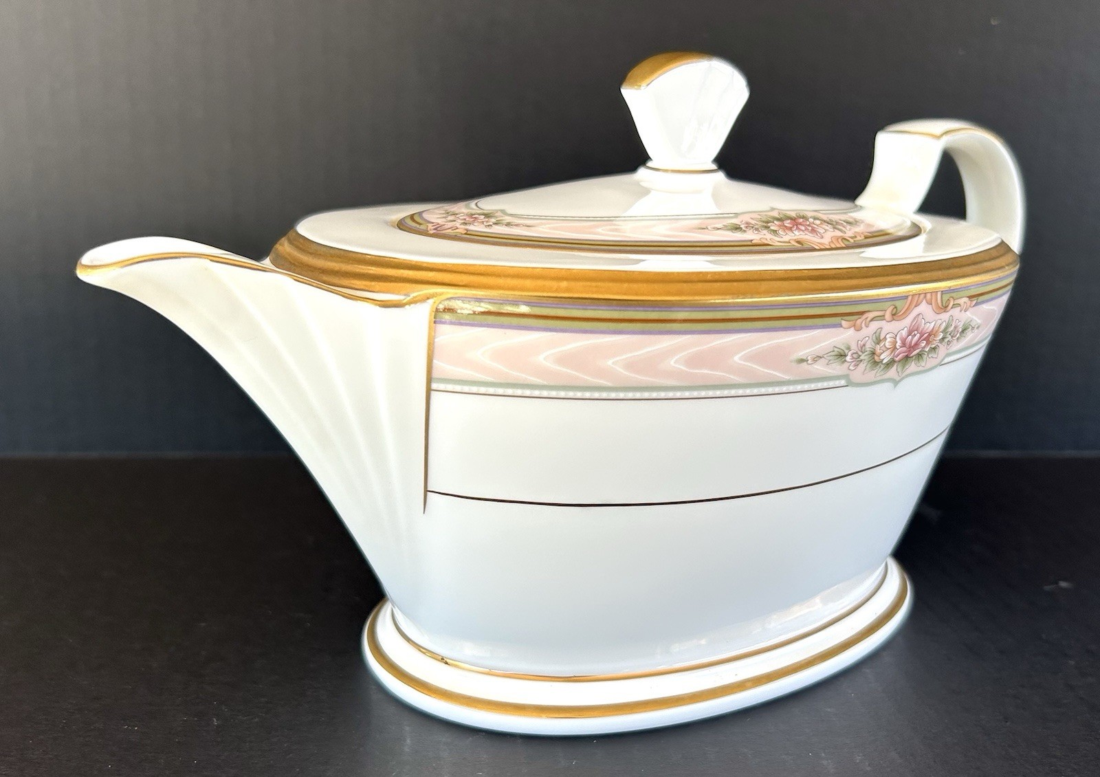 Noritake Bone China Romanticize Teapot Pot Pink Floral Band