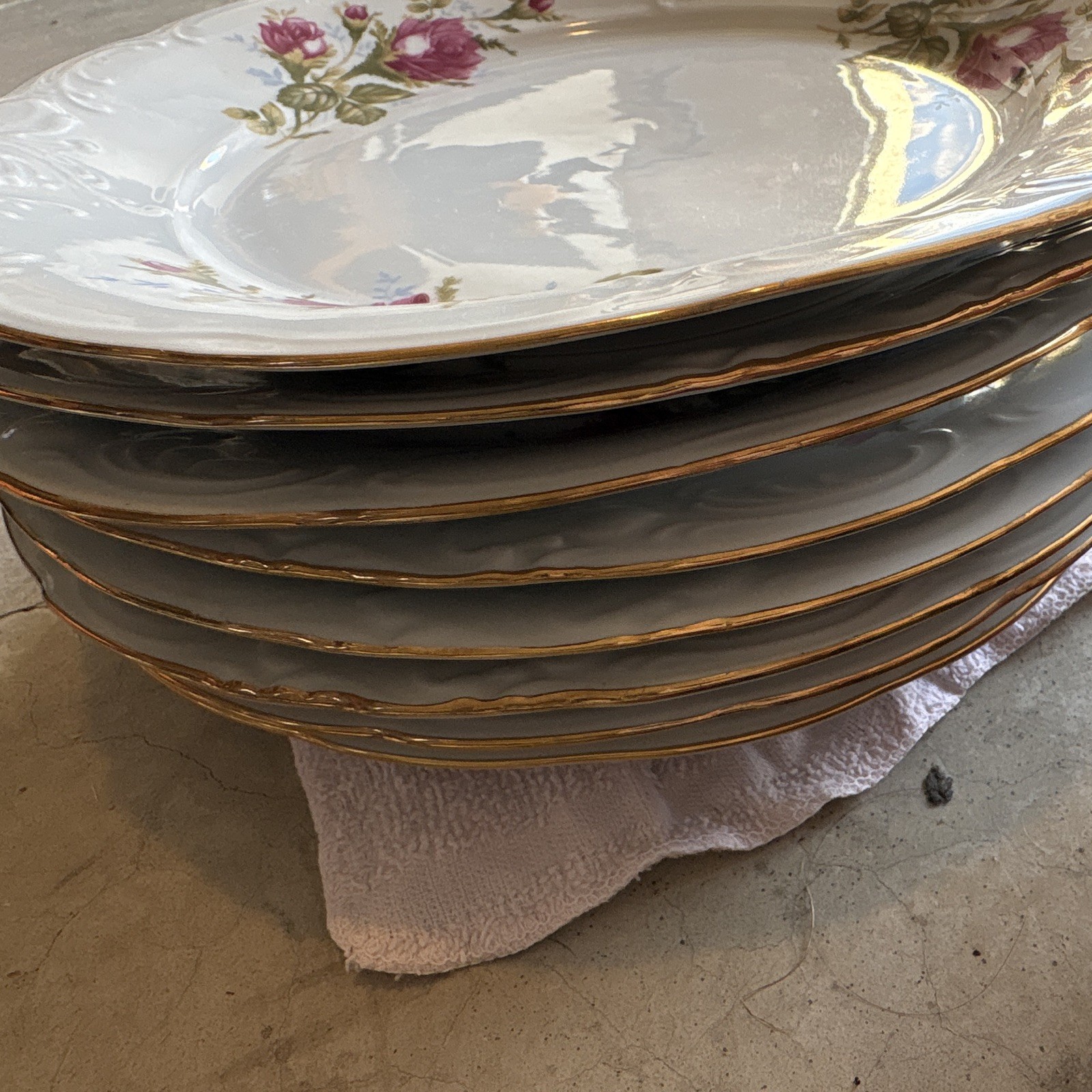 Wawel Floral Porcelain Dinner Plates White Pink Green Gold Trim Made in Poland