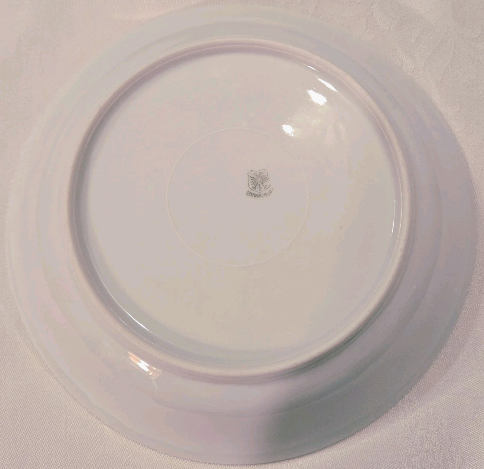 Atq Schwarzburg Germany RSC15 Rose Garland Coupe Soup Bowl 7 13/16″ FREE SHIP