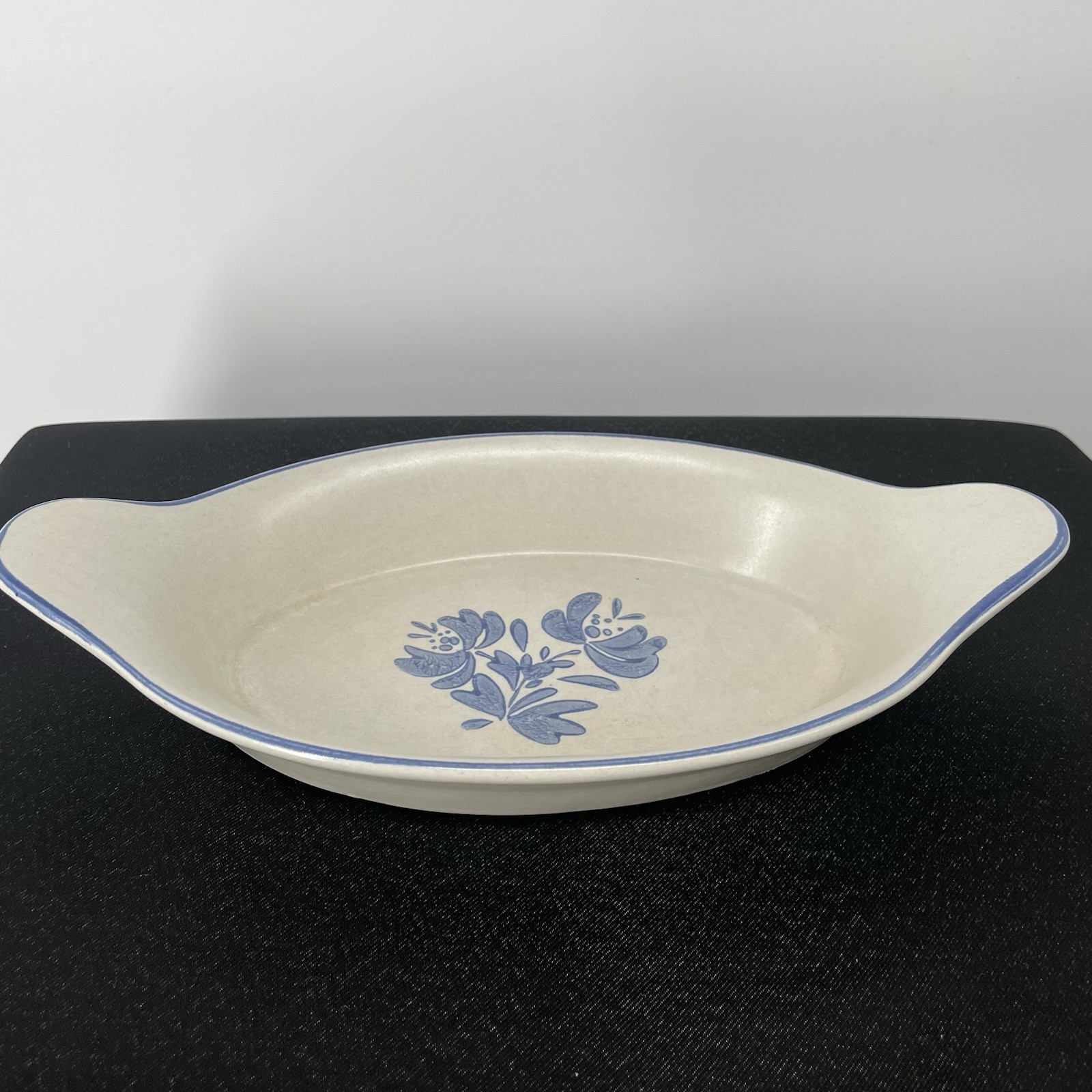 Vintage 70s Pfaltzgraff Yorktowne Au Gratin Baking Dish #260 Blue White