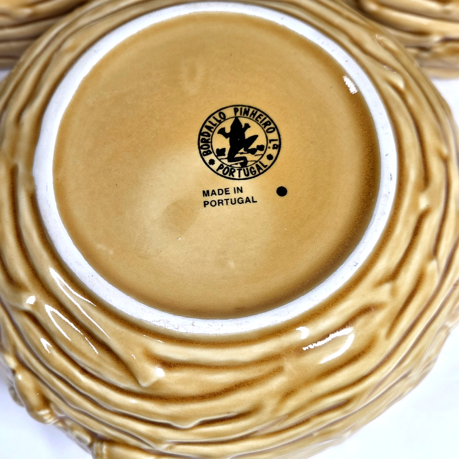Bordallo Pinheiro Portugal Oak Leaf Gold Set of 3 Cereal Bowls 5.5″ EUC