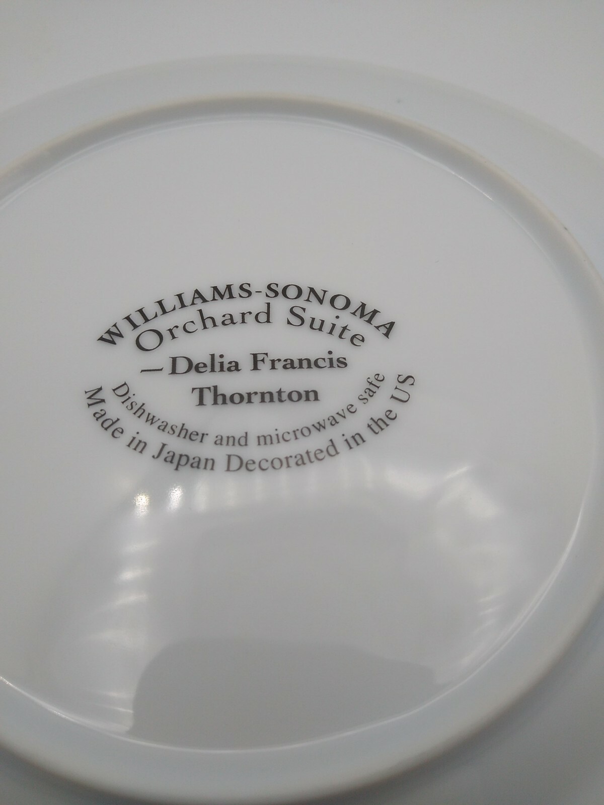 Williams – Sonoma Orchard Suite Plum – Luncheon / Dessert Plate