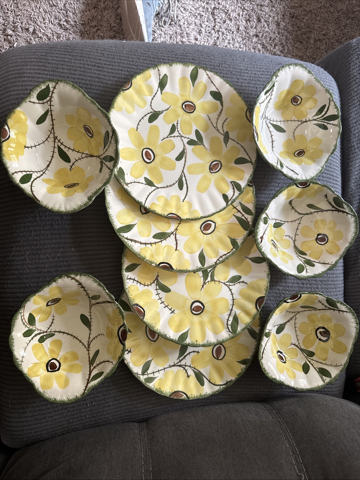 Blue Ridge hand Painted Southern Potteries Inc Bowls (5) Plates(4)