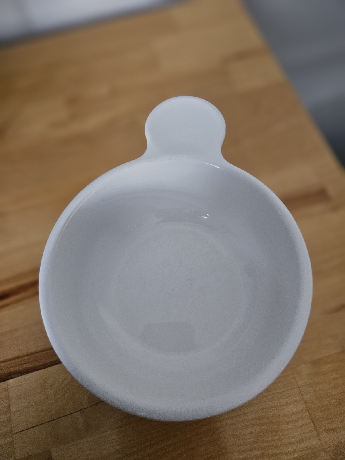 CorningWare P-150-B; 15 oz GRAB IT Bowl White, w/o Lid; logo bottom handle- GUC