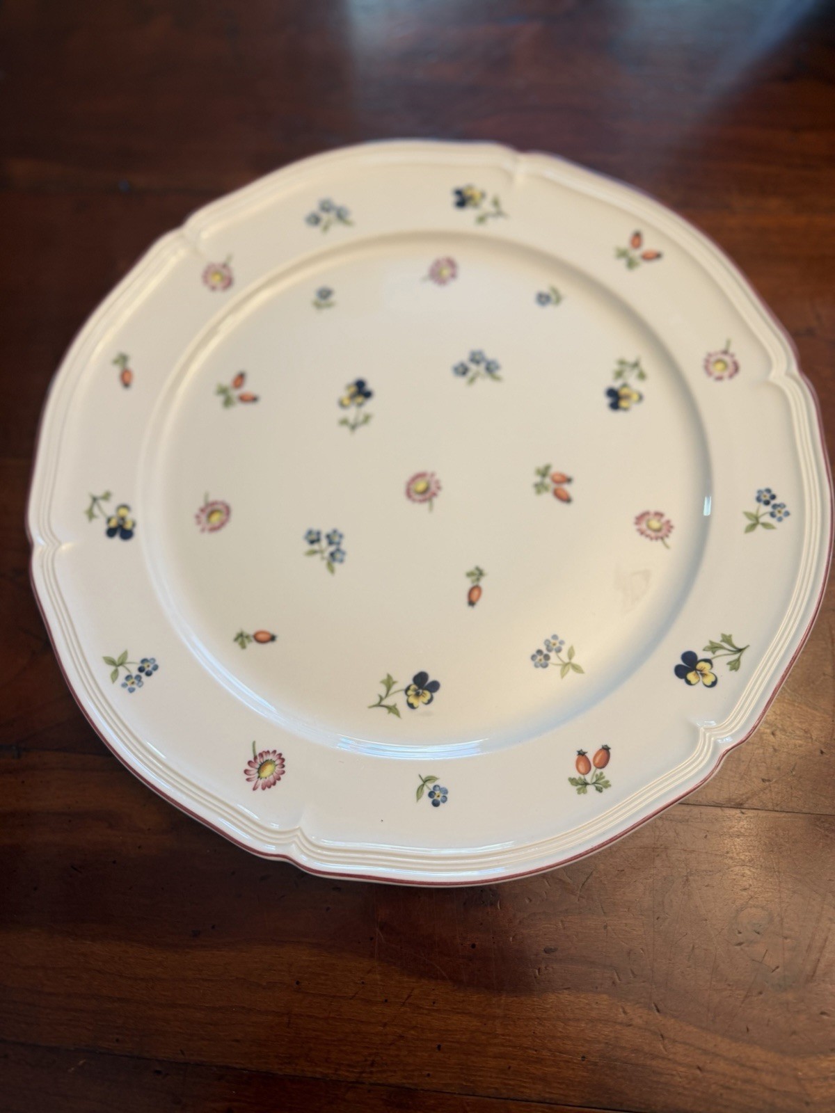 Villeroy & Boch Petite Fleur Chop Plate Large Round Serving Platter 12.5″
