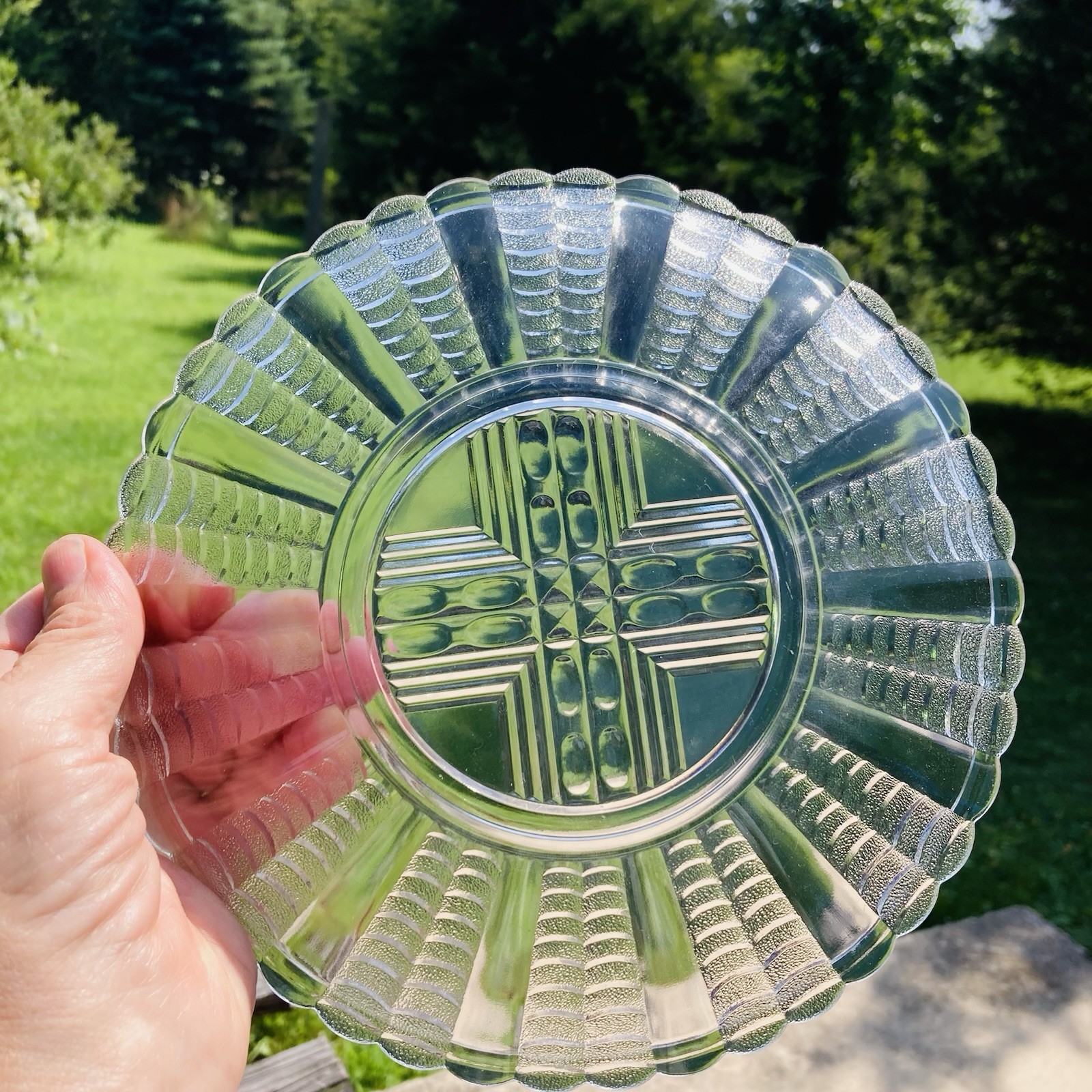 Set Of 5 EAPG Bryce Brothers Coral aka Fishscale 8” Round Pattern Glass Plates