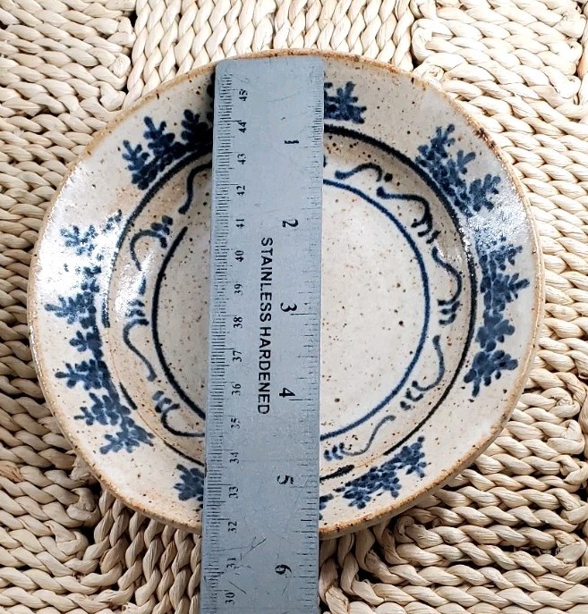 Vtg. Art Pottery Dinner & Salad Plate Tan Speckle w/Cobalt Blue Design 9½” & 5½”