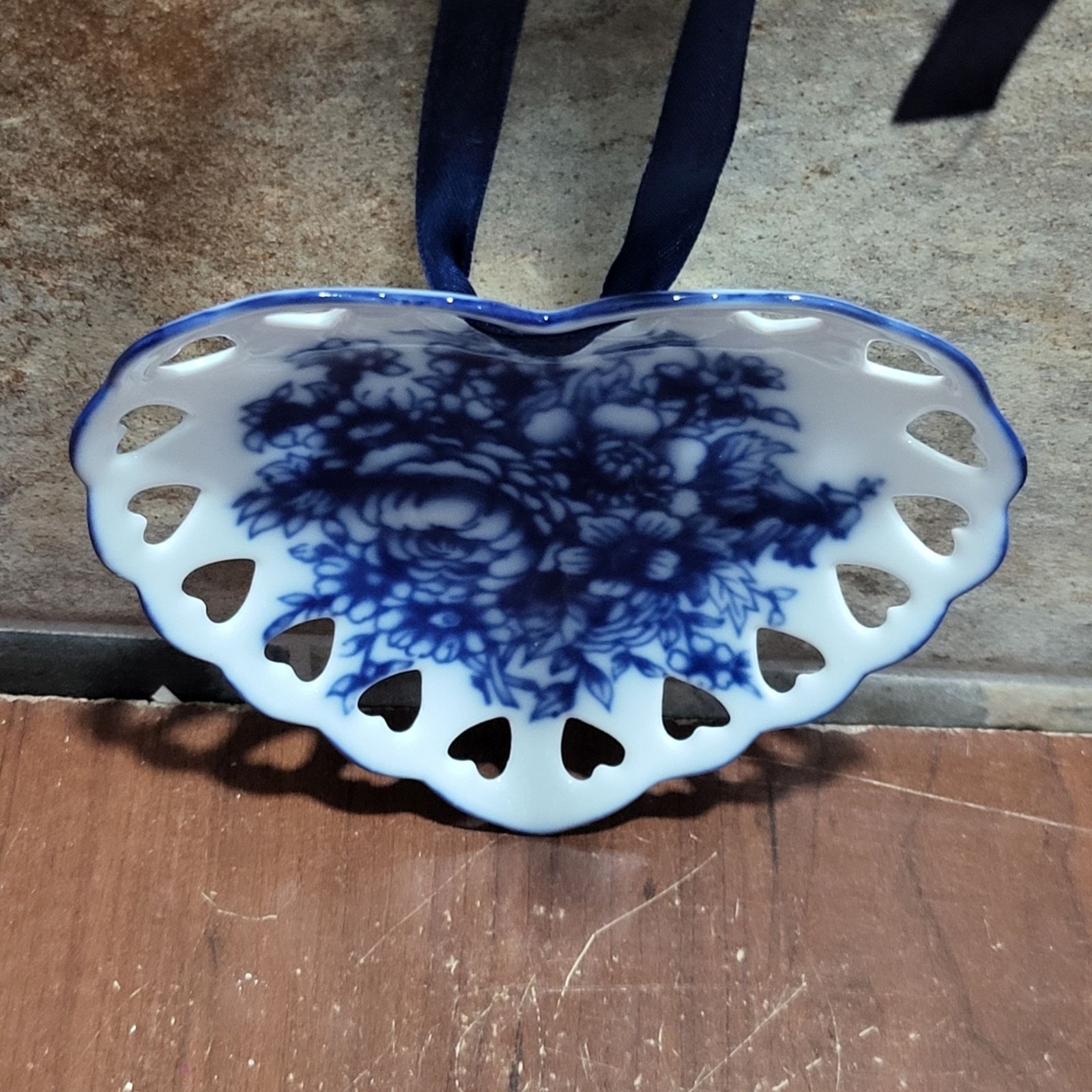 VTG Heart Decorative Plate Blue Floral White Porcelain Pierced Lattice Border