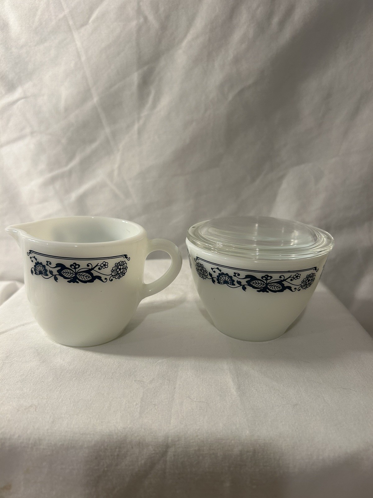 Vintage Corning Pyrex Glass Sugar Bowl with Lid and Creamer Blue Onion