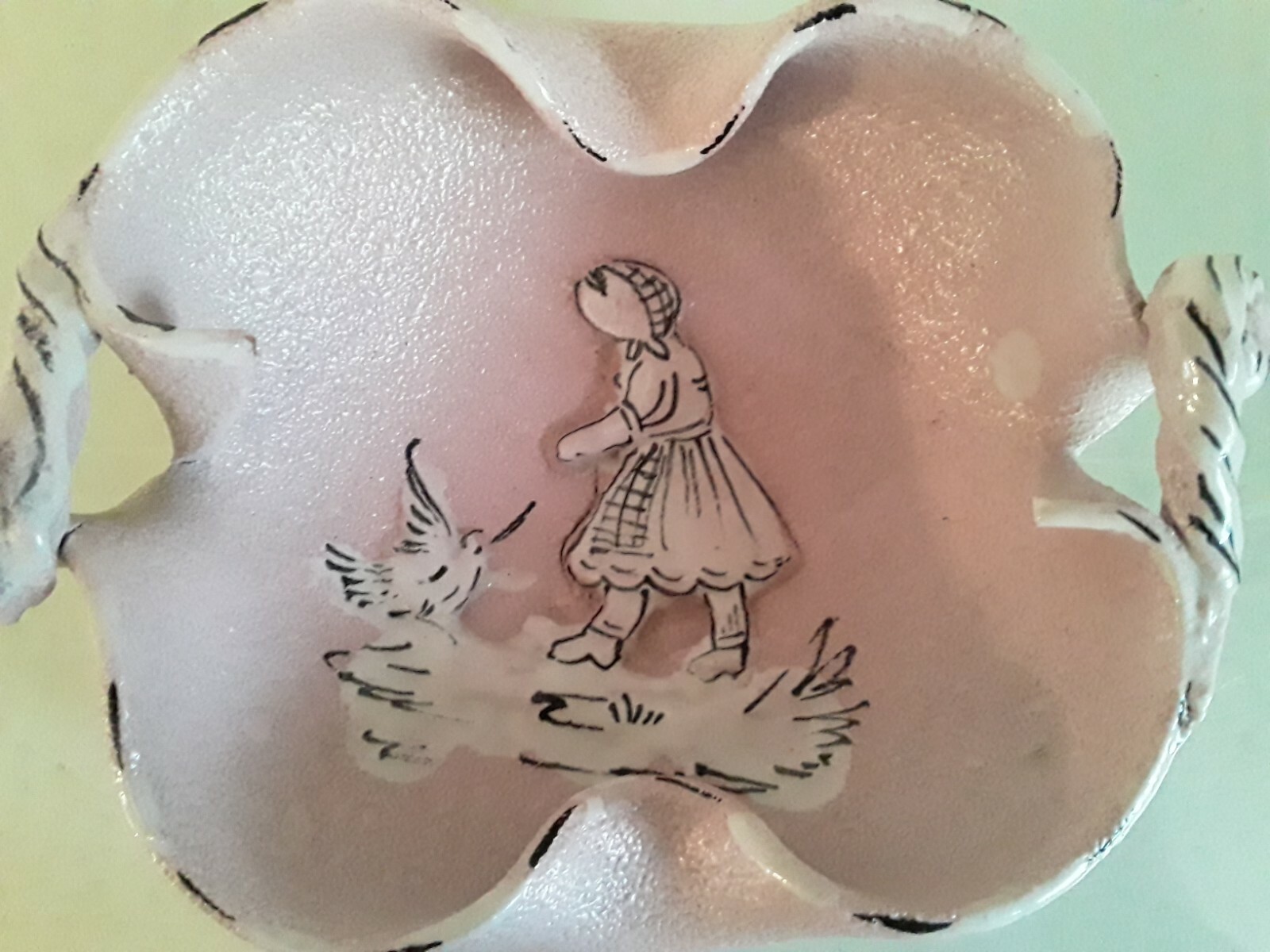NSP Italian Pink Pottery Dish Bowl Hand Painted in Italy Girl Feeding Bird ’50s