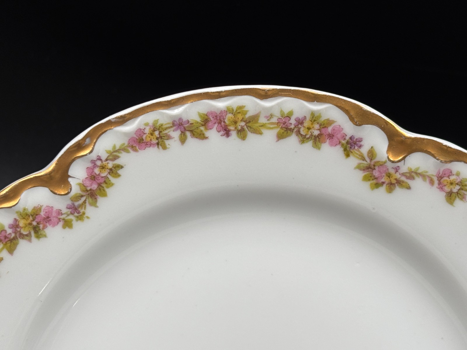 Haviland “SCHLEIGER 524″ Germany ~ Set of 5 ~ Bread Plates ~ 6 1/4”