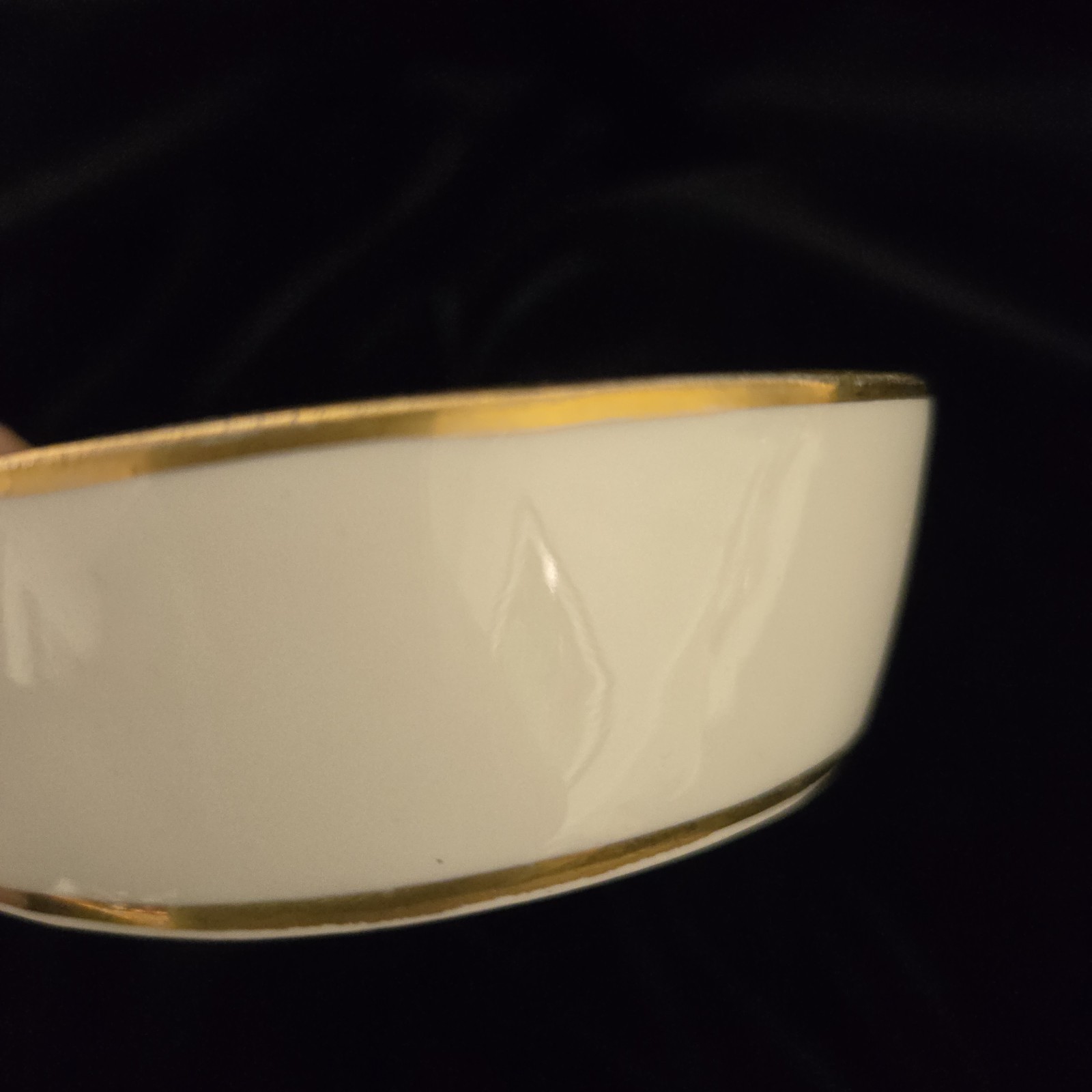 Richard Ginori 6.75×4″ Ivory Oval Minimalist Simple Trinket Dish Italy Gold Trim