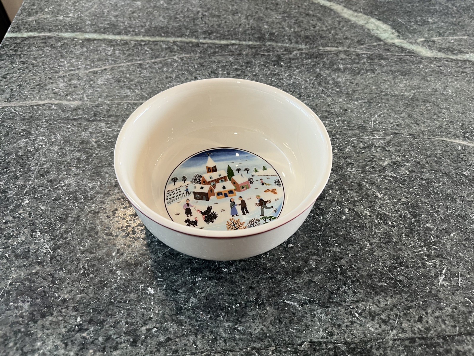 Villeroy & Boch Naif Christmas Bowl Winter Village Laplau Luxembourg 5” Soup