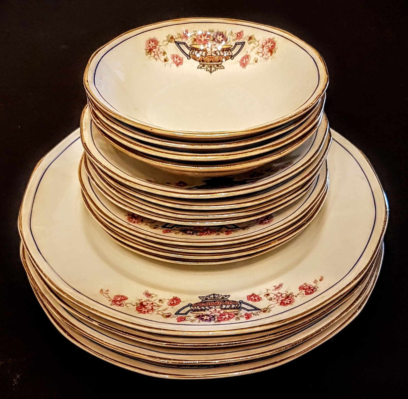 American Limoges Dishes LOT Blue Urn 20 pc Luncheon Service LIA-15 Sebring Ohio