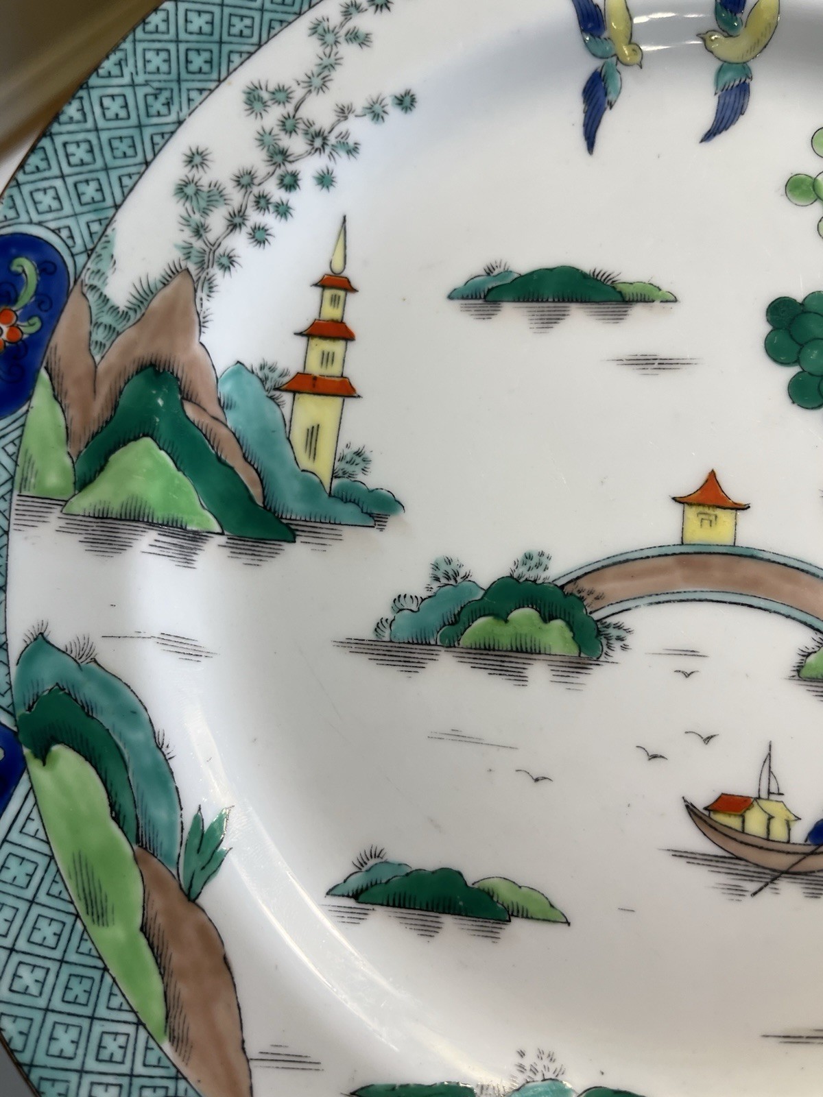 c1905-30 Aynsley Chinoiserie Chinese Waterside Bridge Pagoda 9” Plates England