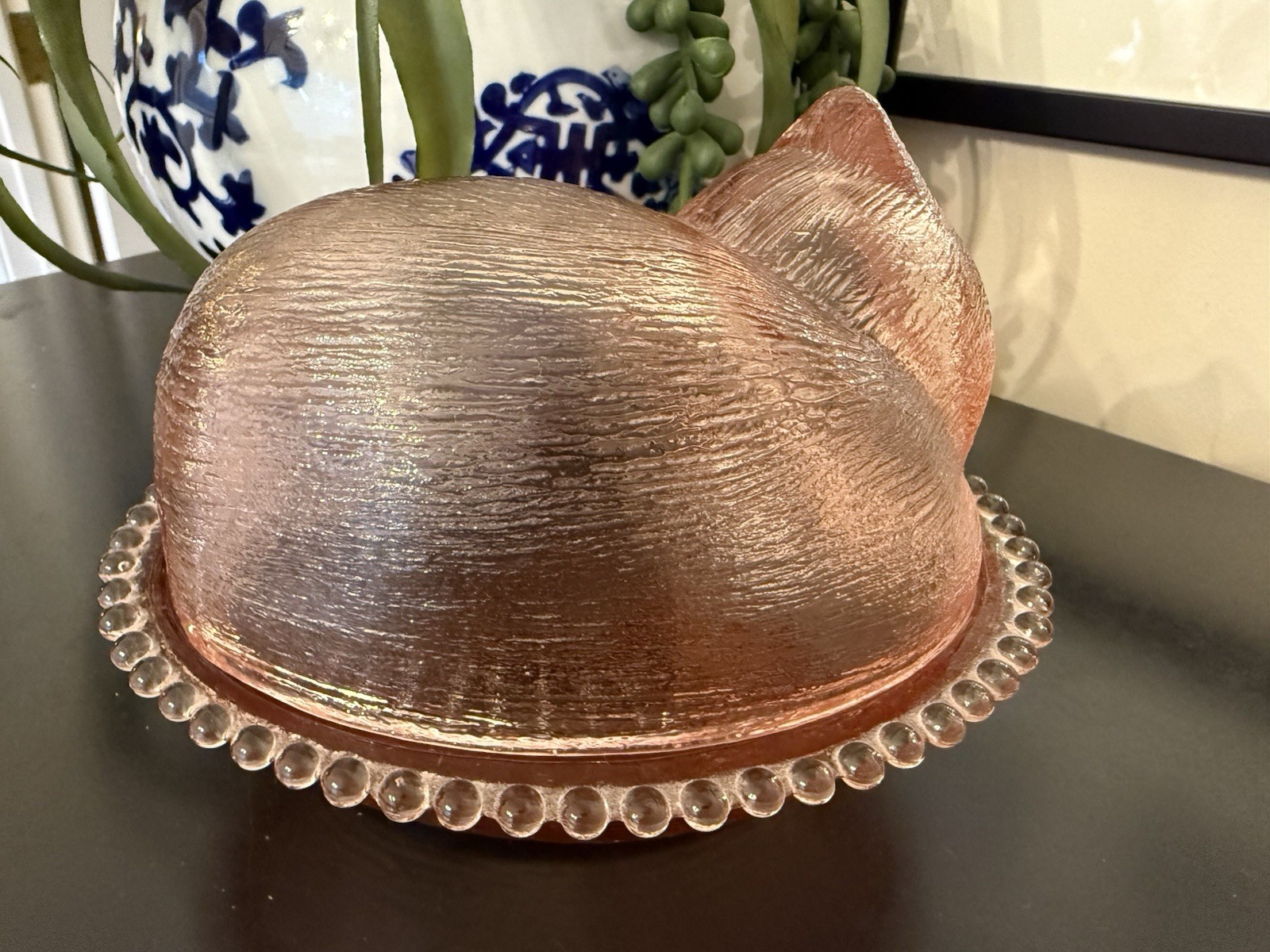 Vintage Indiana Glass Pink Sleeping Cat On A Nest Covered Dish Kitten