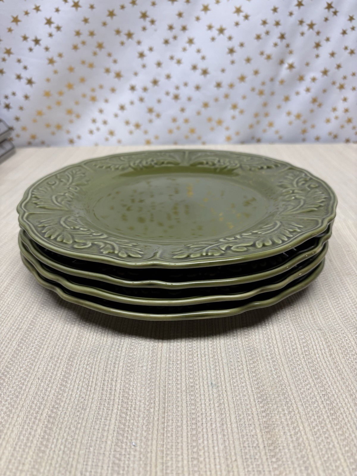 JC Penney Home Amberly Olive Green Embossed Dinner Plates Set Of 4