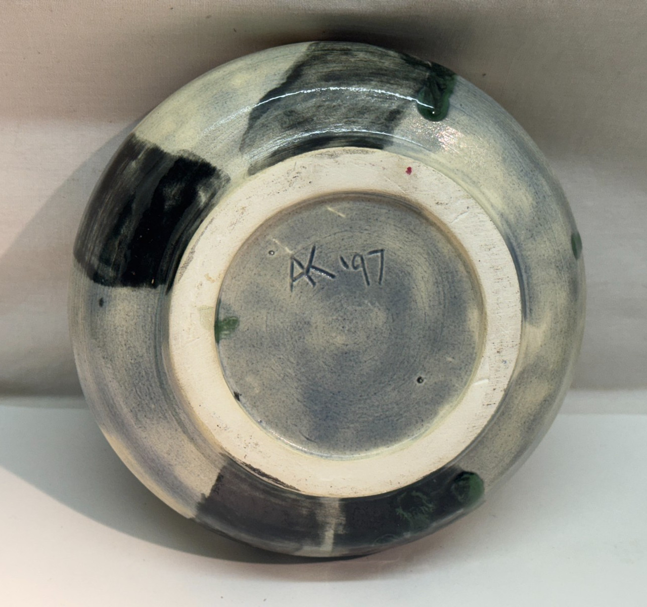 AK A.K. SIGNED ABSTRACT DRIP GLAZE STUDIO POTTERY BOWL HEAVY MATERIAL DATED 1997