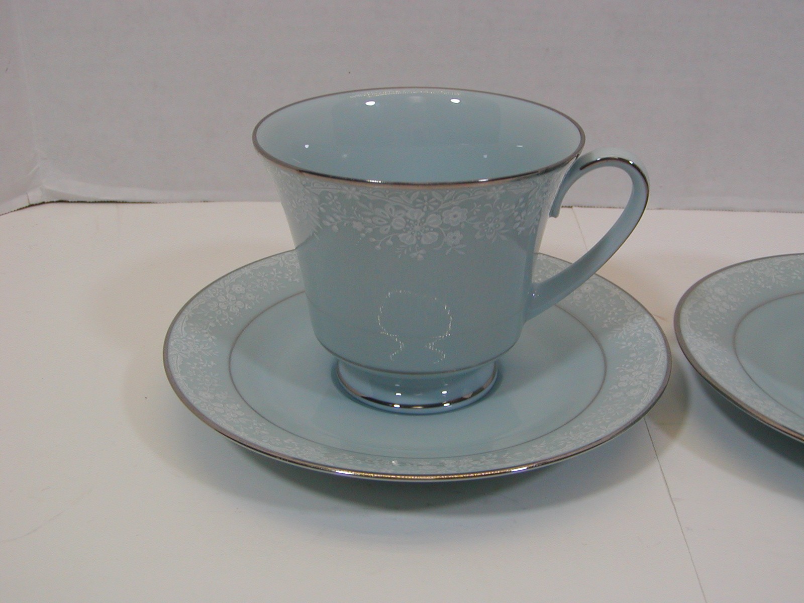 2 VINTAGE NORITAKE FIDELITY CUP & SAUCER SETS 8003 W81