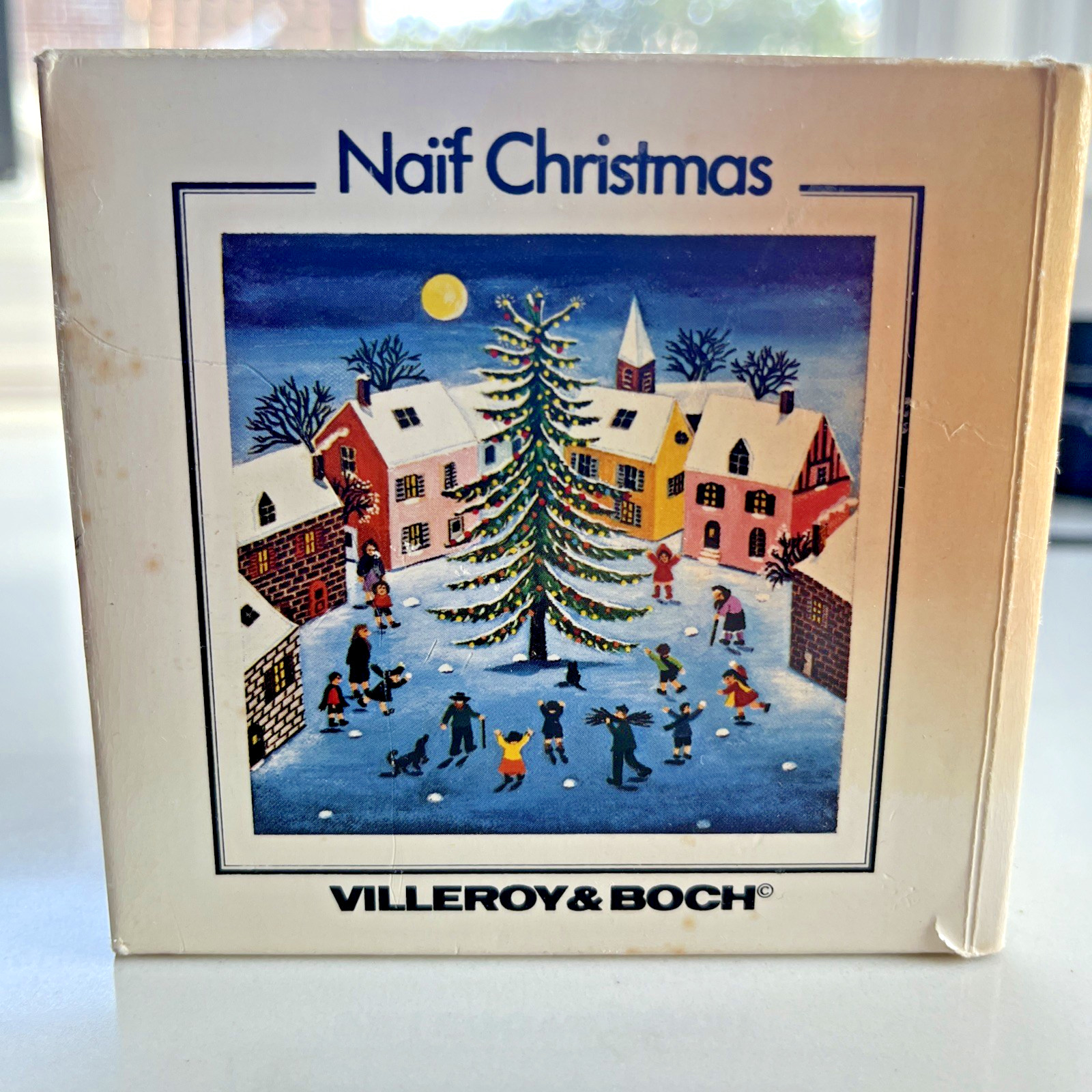 NIB Villeroy & Boch NAIF CHRISTMAS Round Trinket Candy Box 3”