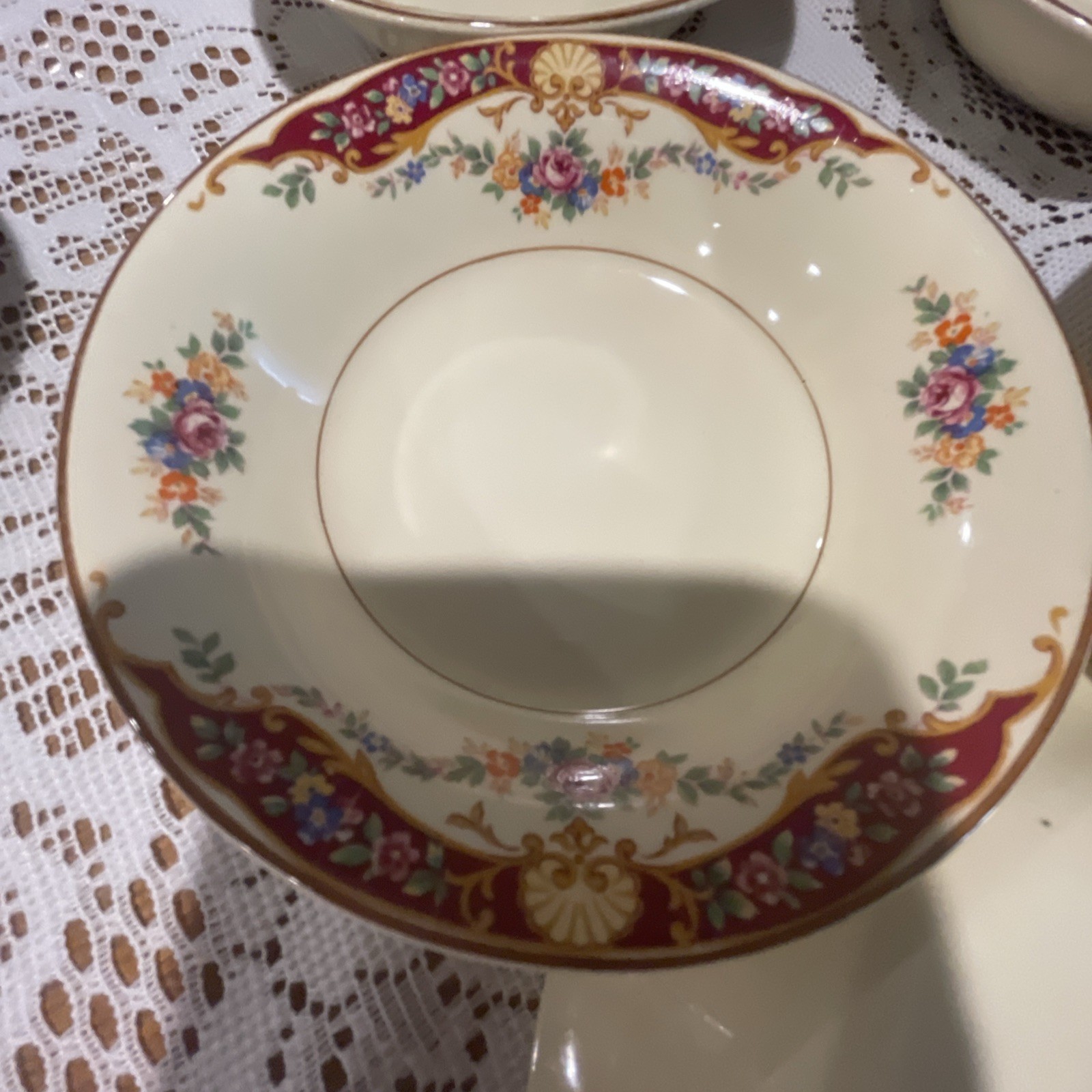myott staffordshire england china 5in. Wide 1in.high Round