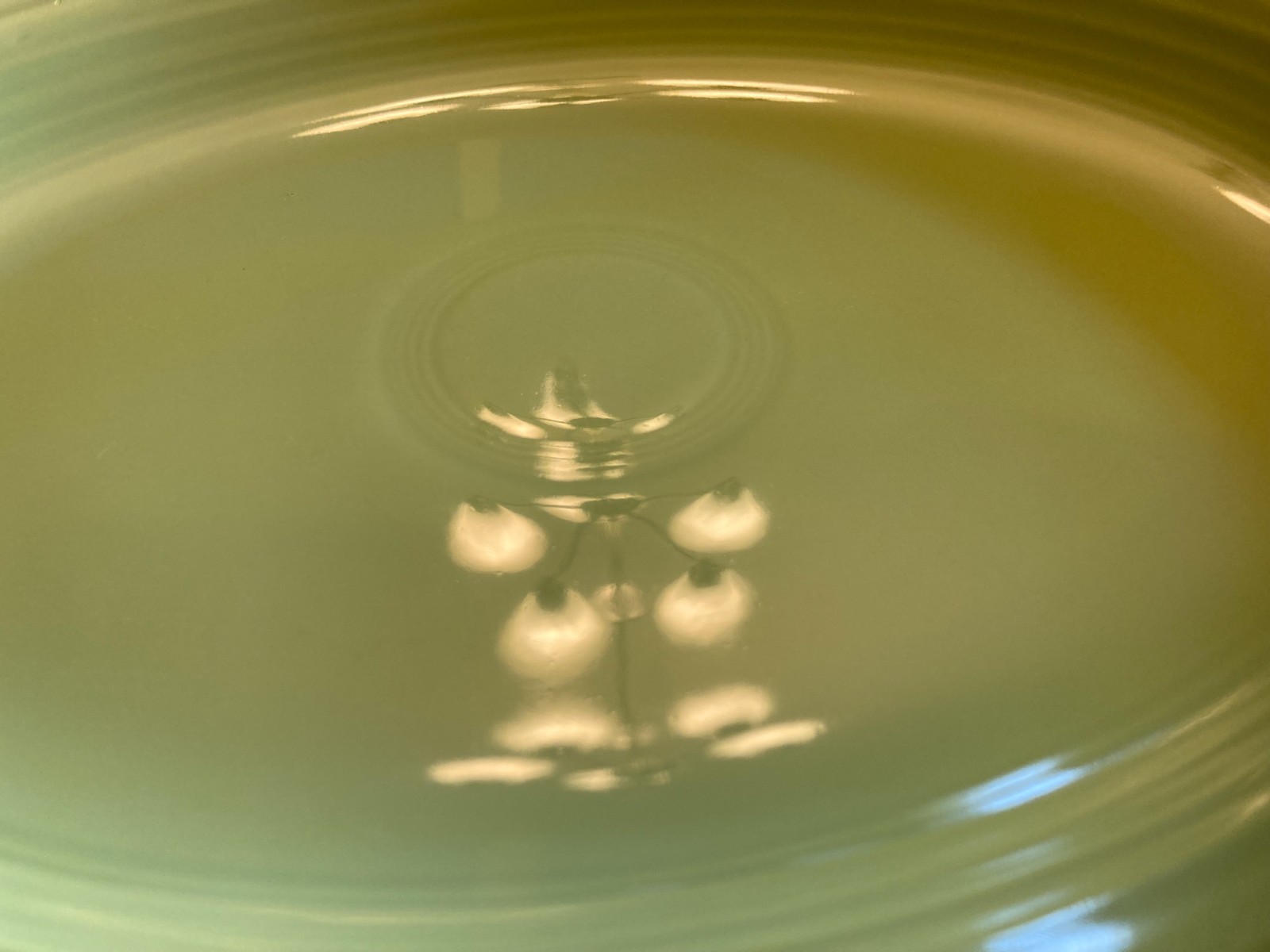 Vintage Fiestaware – 1950s 12″ Oval Serving Platter in chartreuse (1951-1959)