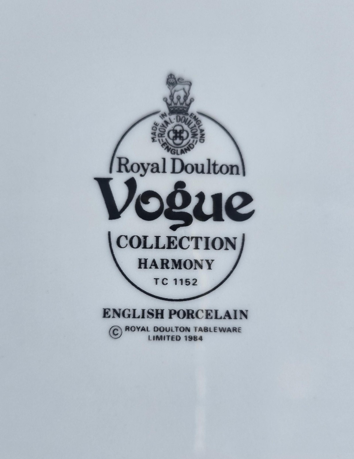 Vintage Royal Doulton Vogue Harmony Dinner Plates Set Of 4 Gold Trim England