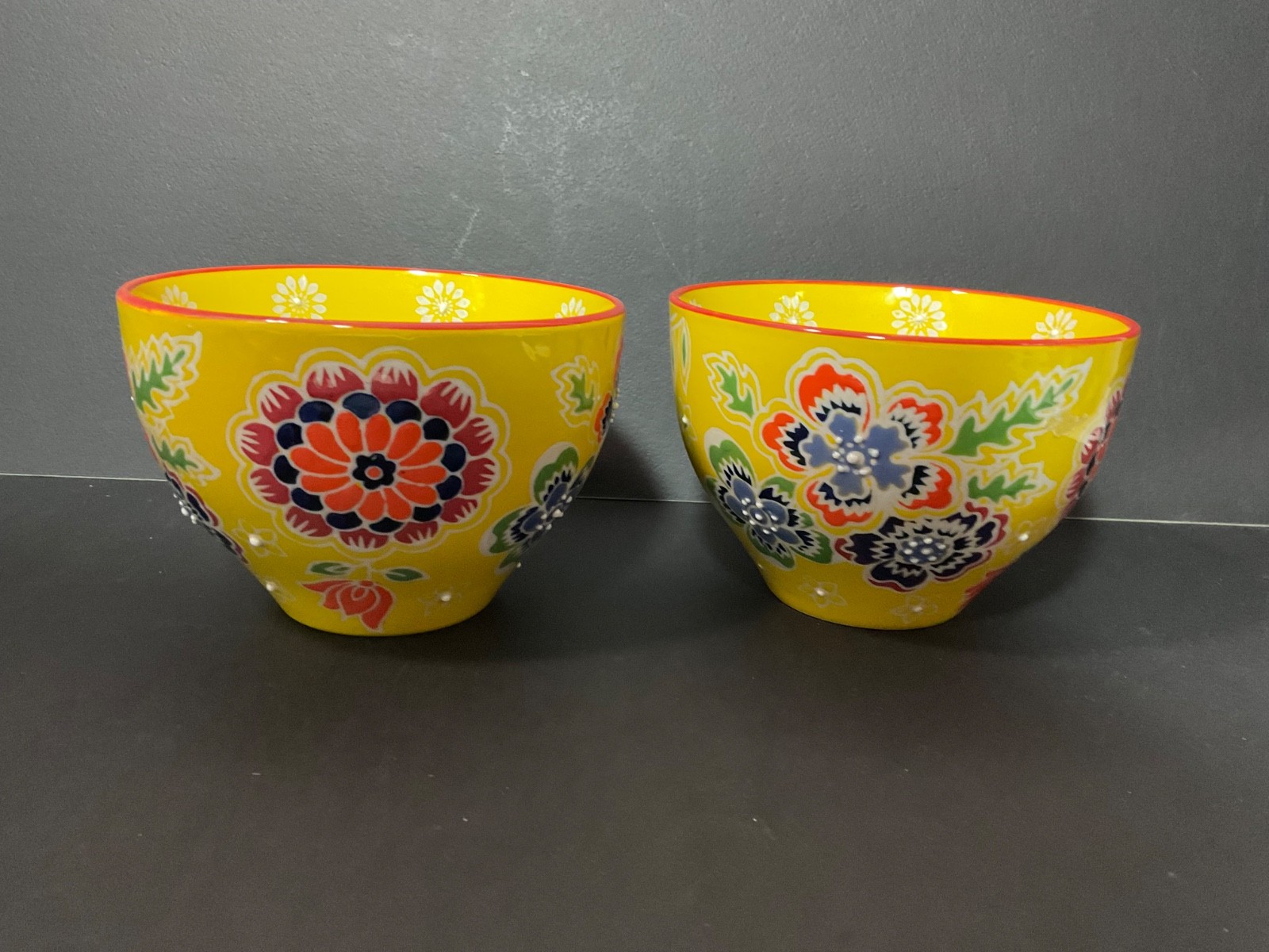 2 Yokohama Studio Yellow Floral Hand Painted Noodle Rice Bowl 6″ Diameter Japan